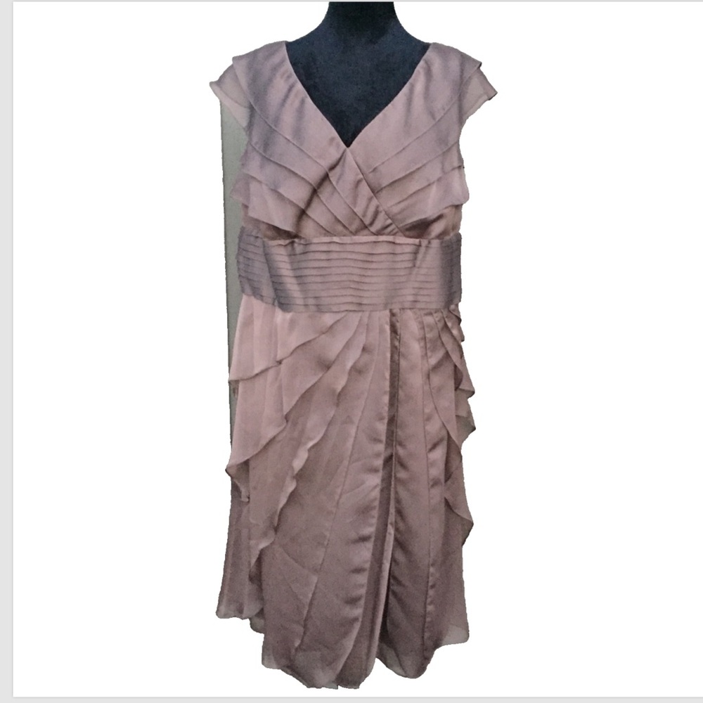 Adrianna Papell Occasions Dress Brown Flutter Tiered